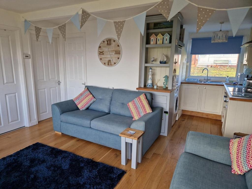 Caldon Holiday Chalet Sleeps 4 In Dartmouth Wifi Electric Inc Pet Friendly Exterior foto