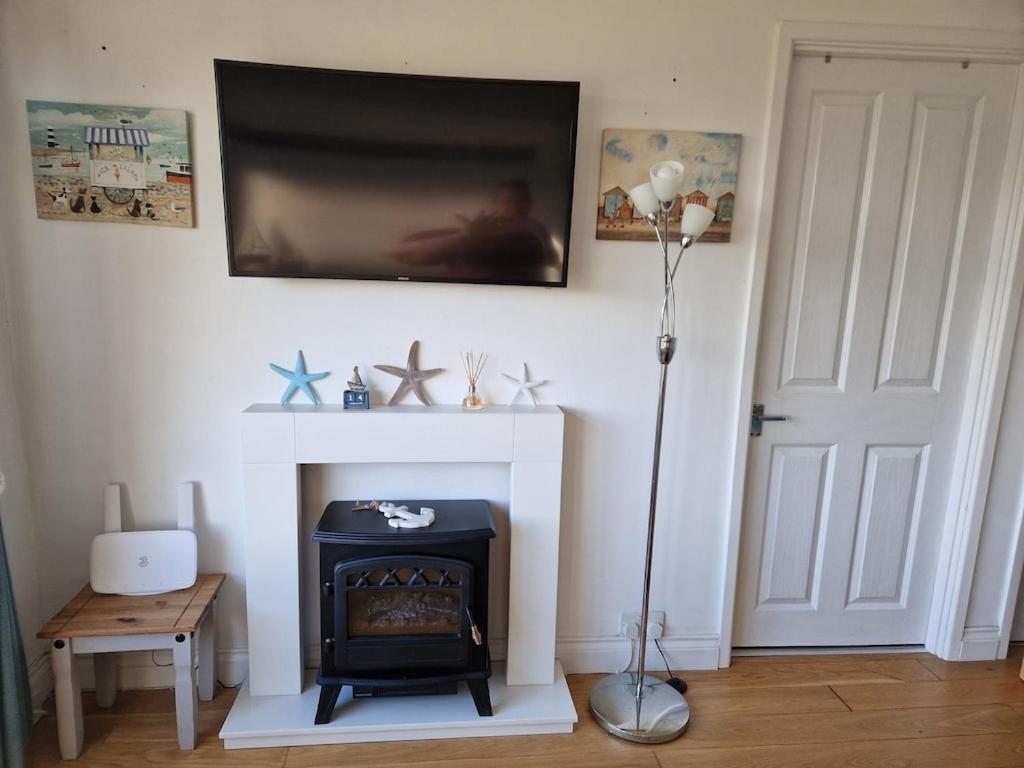 Caldon Holiday Chalet Sleeps 4 In Dartmouth Wifi Electric Inc Pet Friendly Exterior foto